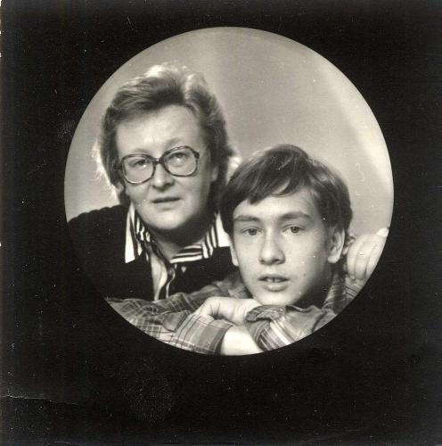 Н. Б. Рубинская с сыном Константином (1991 г.)